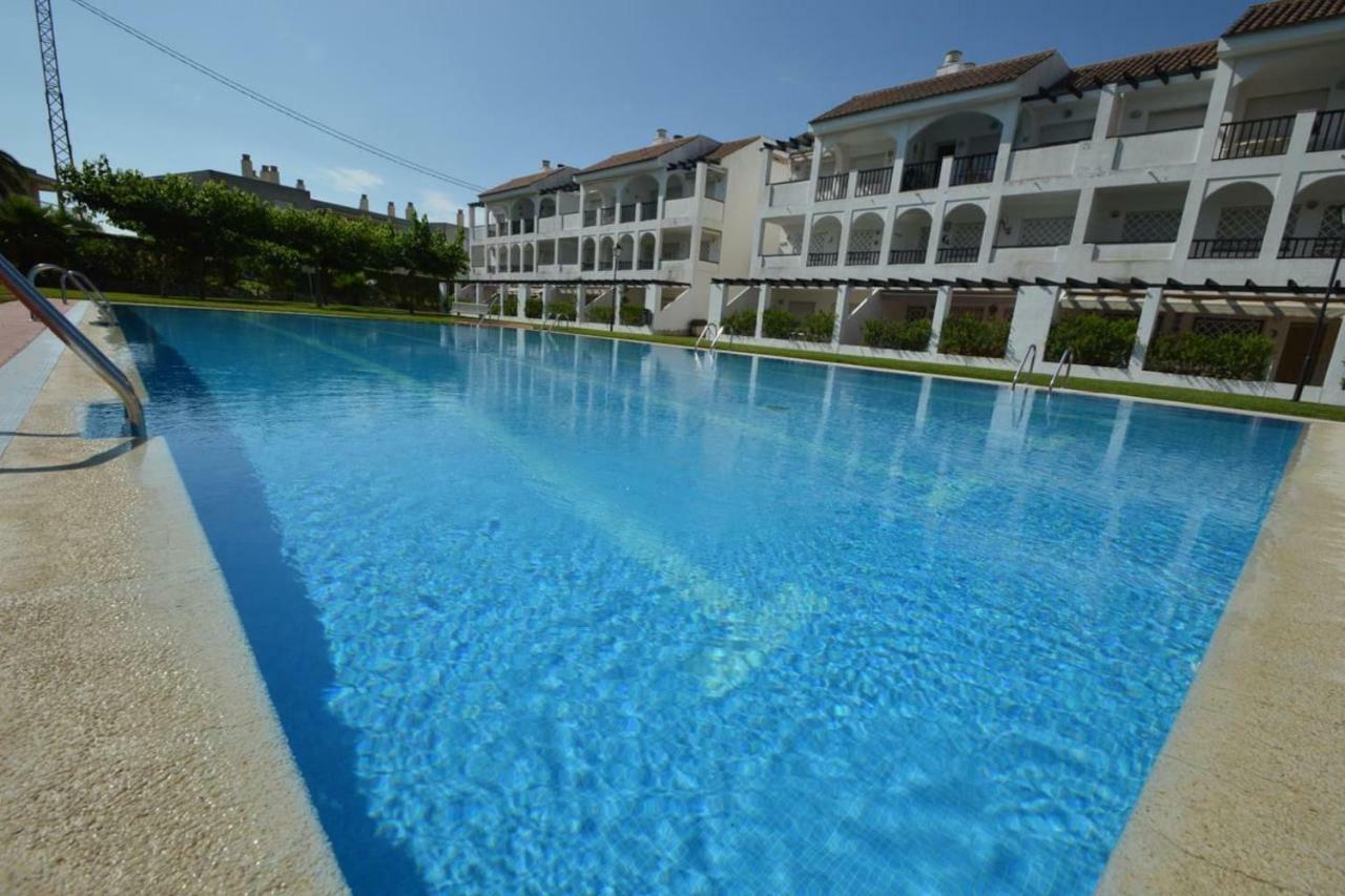 Apartamento Con Terraza Privada Y Piscinas บินารอส ภายนอก รูปภาพ