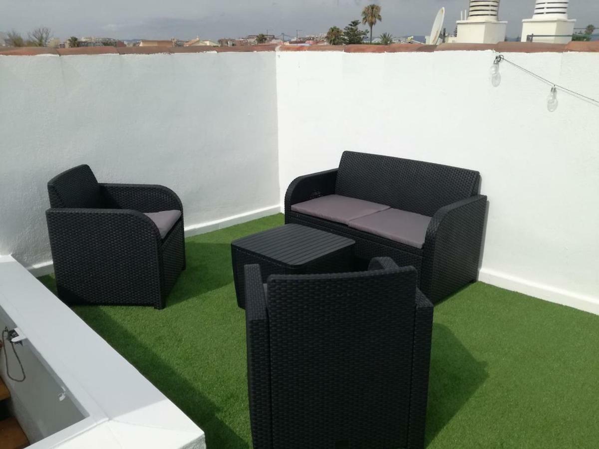 Apartamento Con Terraza Privada Y Piscinas บินารอส ภายนอก รูปภาพ